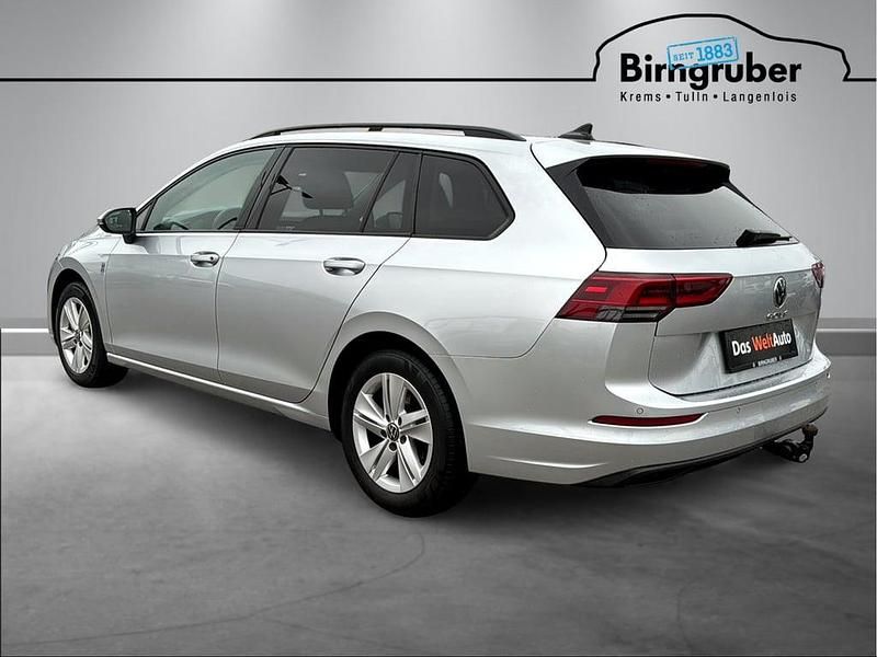 Gebraucht VW Golf VIII Life 150 PS (110 kW) 2022 Silber Kombi