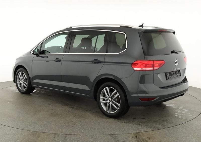 Neu VW Touran Comfortline 150 PS (110 kW) 2025 Van / Kleinbus