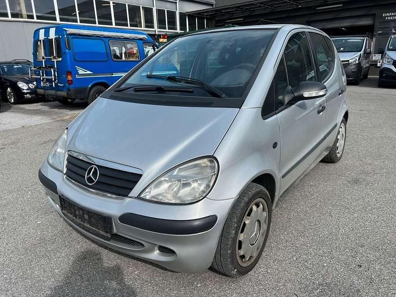 Silber Gebraucht 2003 Mercedes A170 Limousine | € 599 - Bild 1/4