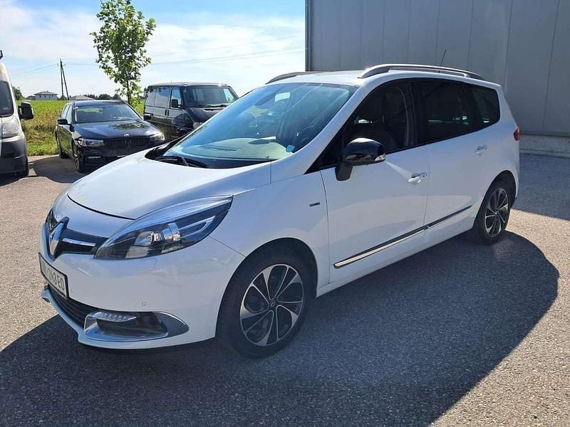 Weiß Gebraucht 2015 Renault Grand Scénic Bose Edition Van / Kleinbus | € 6.200 (Guter Preis) - Bild 1/4