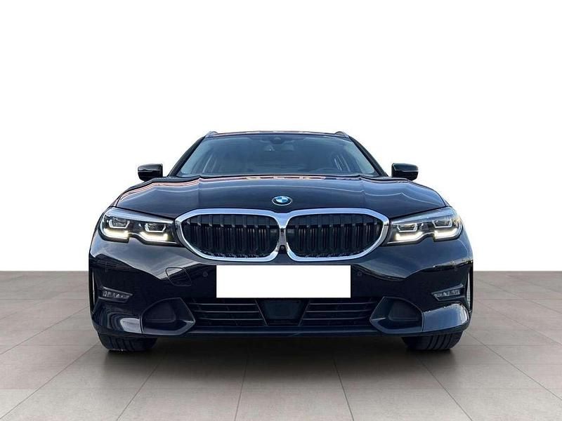 Schwarz Gebraucht 2020 BMW 320 Sport Line Kombi | € 25.790 (Fairer Preis) - Bild 1/4