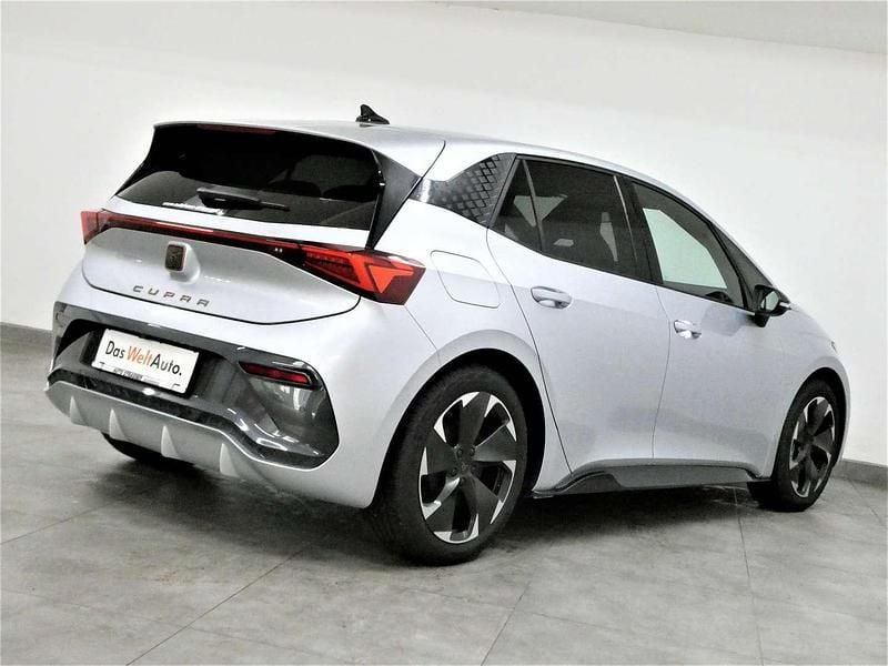 Gebraucht Cupra Born e-Boost 169 kW (231 PS) 2023 Silber Kleinwagen