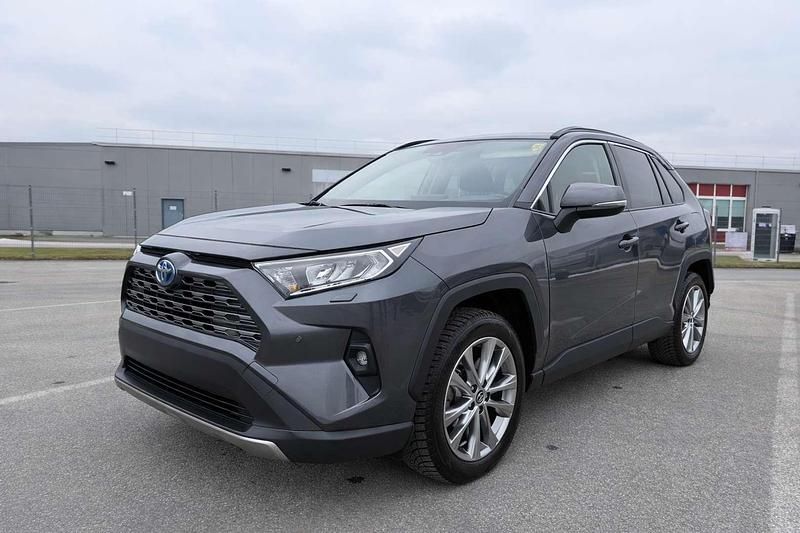 Gebraucht Toyota RAV4 Hybrid Active 178 PS (130 kW) 2022 SUV