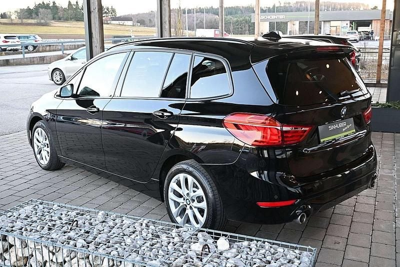 Gebraucht BMW 218 Advantage 150 PS (110 kW) 2019 Schwarz Kombi