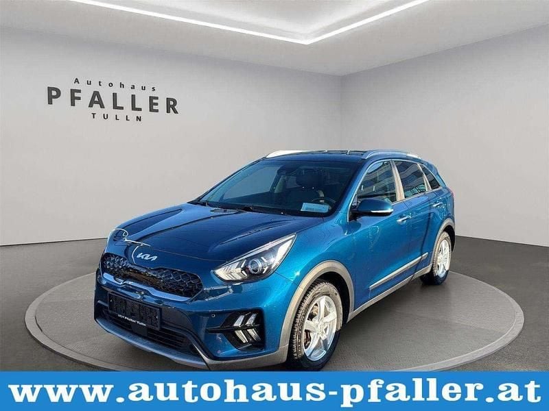 Gebraucht Kia Niro Gold 105 PS (77 kW) 2022 Blau SUV