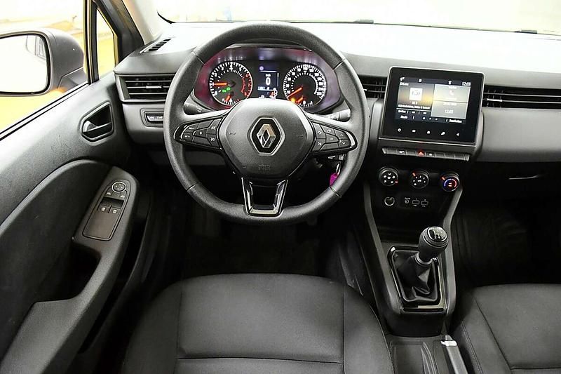 Gebraucht Renault Clio V Life 67 PS (49 kW) 2021 Silber Limousine
