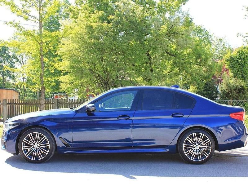 Gebraucht BMW 530 iPerformance 184 PS (135 kW) 2019 Blau Limousine