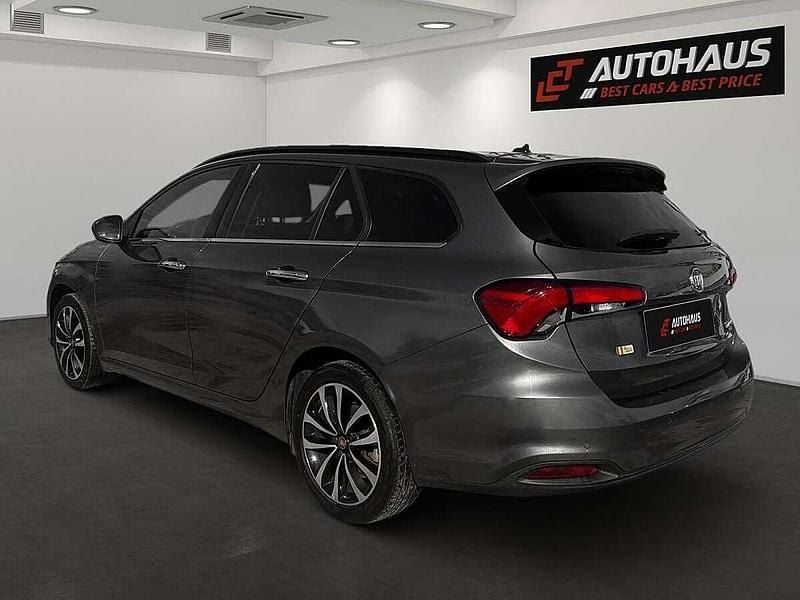 Gebraucht Fiat Tipo 120 PS (88 kW) 2017 Grau Kombi