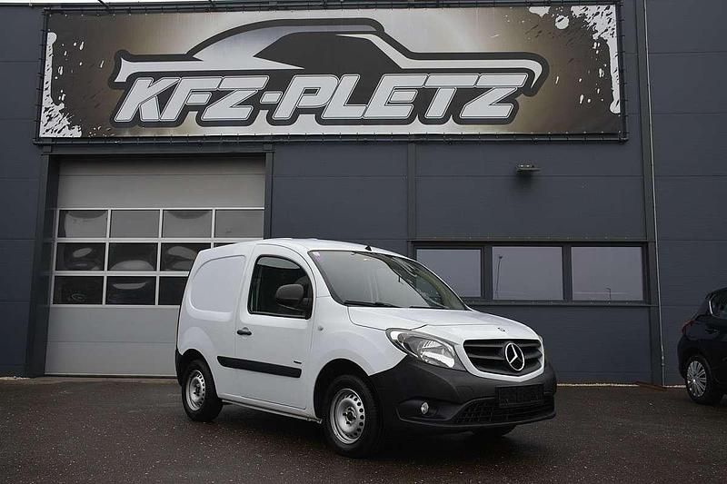 Gebraucht Mercedes Citan 109 90 PS (66 kW) 2017 Weiß Van