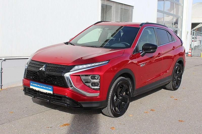 Rot Gebraucht 2024 Mitsubishi Eclipse Cross Intense+ SUV | € 29.950 (Etwas zu teuer) - Bild 1/4