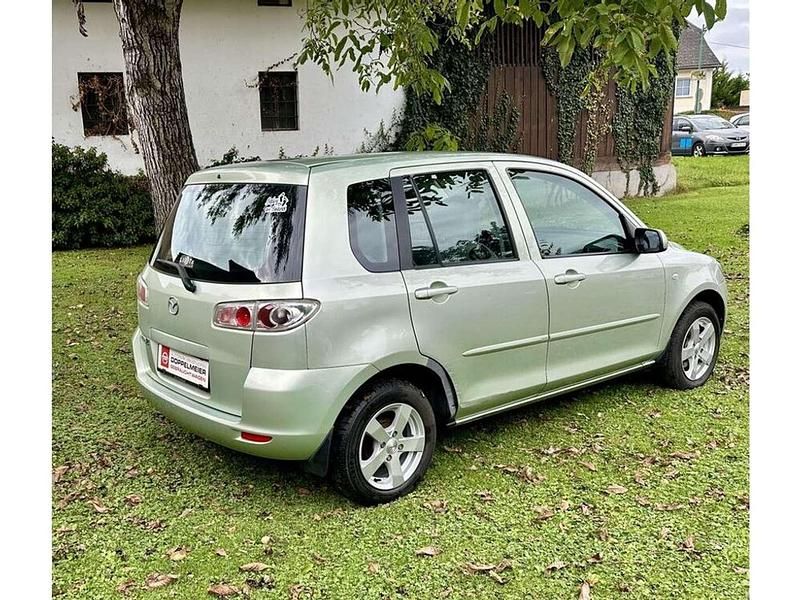 Gebraucht Mazda Demio 75 PS (55 kW) 2007 Grün Kleinwagen