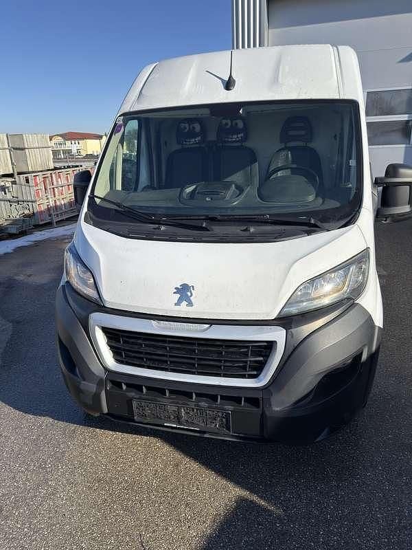 Gebraucht Peugeot Boxer S 165 PS (121 kW) 2021 Weiß Van