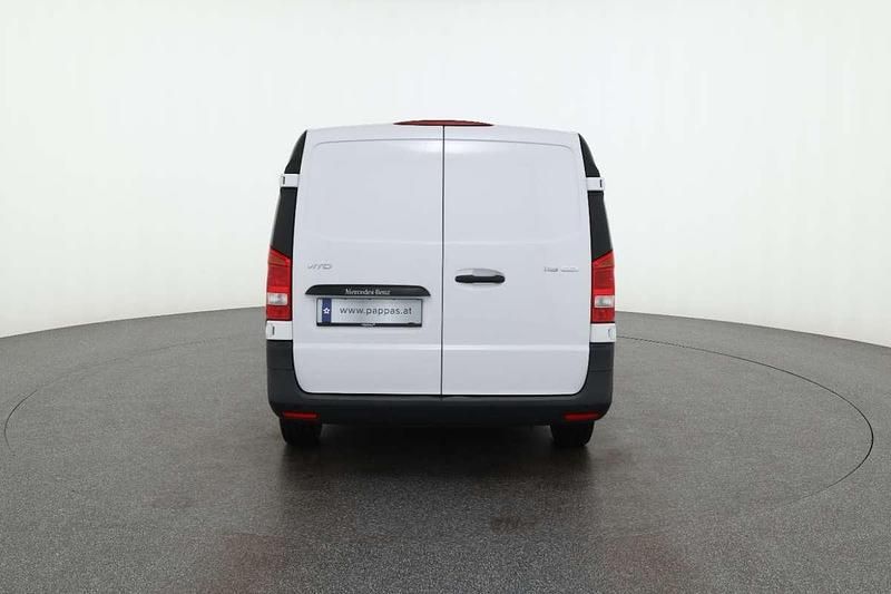 Gebraucht Mercedes Vito 163 PS (119 kW) 2021 Weiß Van