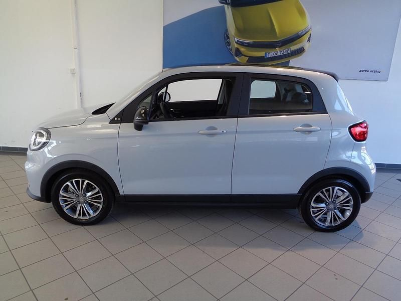 Neu Leapmotor T03 38 kW (52 PS) 2025 Starry silver Kleinwagen