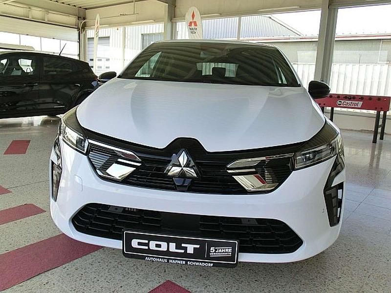 Neu Mitsubishi Colt Intense 91 PS (66 kW) 2025 Weiß Limousine