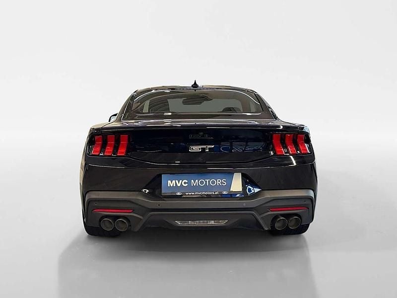 Neu Ford Mustang GT 446 PS (328 kW) 2025 Schwarz Coupé