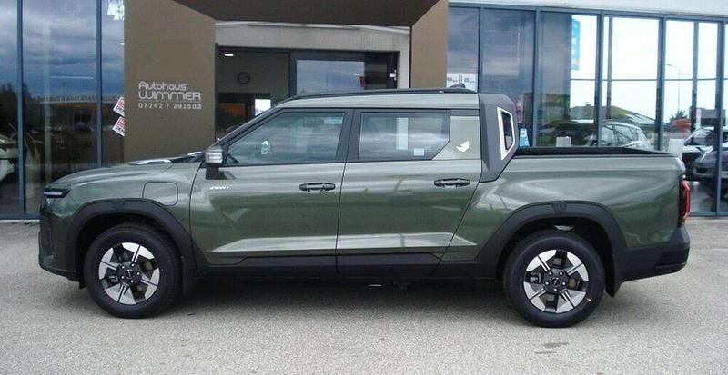 Neu Ssangyong (KGM) Musso 152 kW (207 PS) 2025 Grün Van