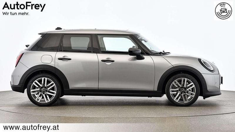 Gebraucht Mini Cooper 156 PS (114 kW) 2025 Silber Kleinwagen