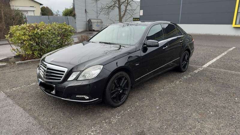 Gebraucht 2009 Mercedes E350 Avantgarde Limousine | € 9.000 (Fairer Preis) - Bild 1/4