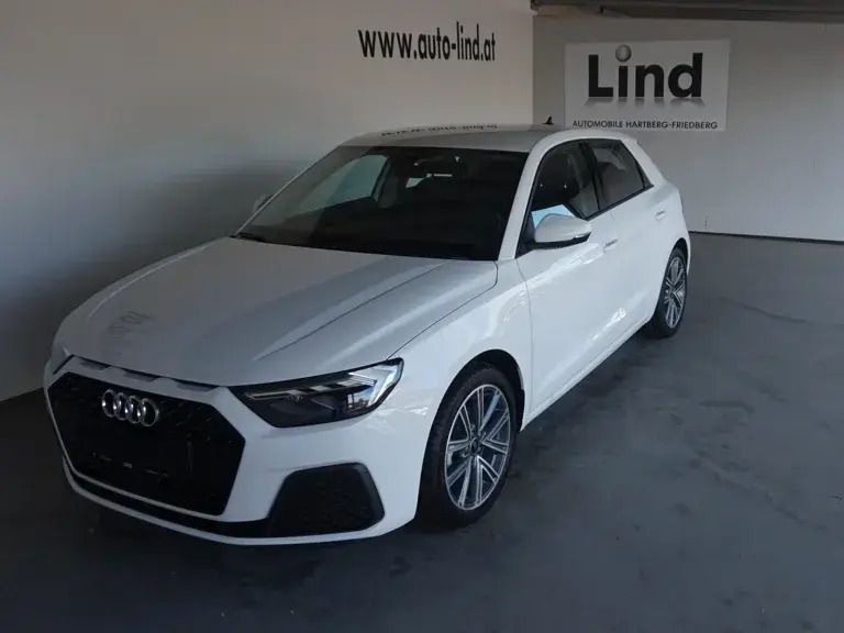 Weiss normal Neu 2025 Audi A1 Sportback Kleinwagen | € 25.490 (Guter Preis) - Bild 1/4