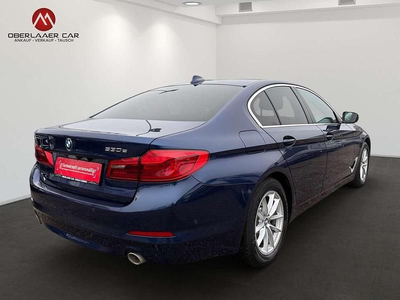Gebraucht BMW 530 Sport Line 184 PS (135 kW) 2019 Blau Limousine