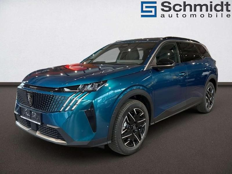 Neu Peugeot 5008 Allure 144 PS (105 kW) 2025 Blau SUV