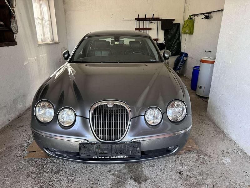 Blau Gebraucht 2006 Jaguar S-Type S Limousine | € 1.000 - Bild 1/4