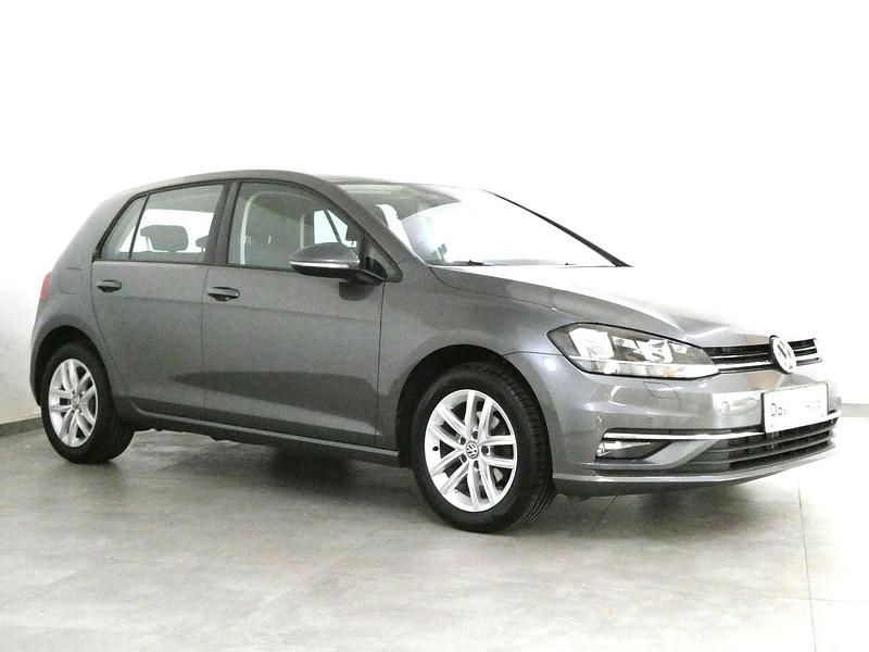 Gebraucht VW Golf VII 110 PS (80 kW) 2018 Grau Limousine