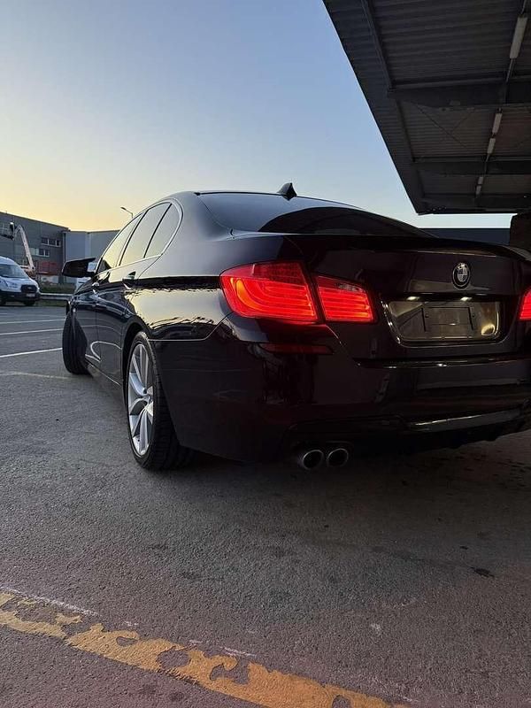 Gebraucht BMW 530 258 PS (189 kW) 2013 Limousine