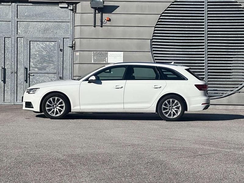Weiß Gebraucht 2018 Audi A4 Sport Kombi | € 14.750 (Guter Preis) - Bild 1/4