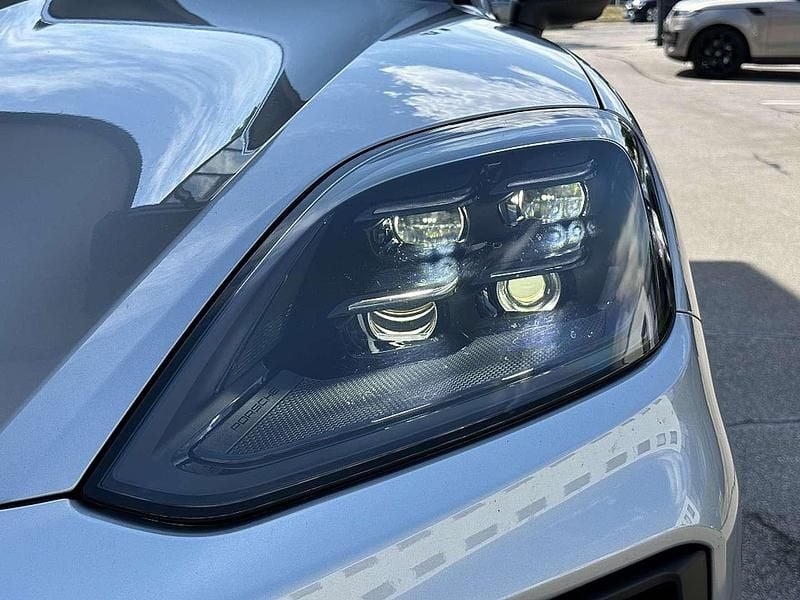 Gebraucht Porsche Cayenne 305 PS (224 kW) 2024 Silber SUV