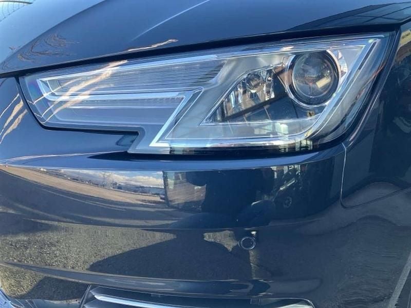 Gebraucht Audi A4 Design 190 PS (139 kW) 2018 Blau Kombi