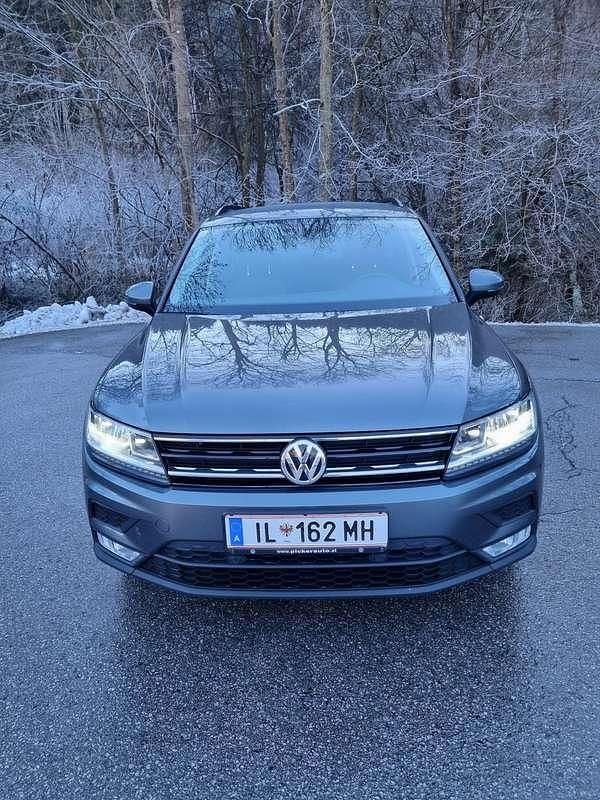 Gebraucht VW Tiguan Comfortline 116 PS (85 kW) 2017 Grau SUV