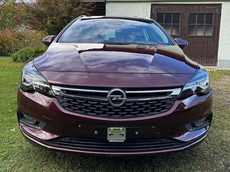 Braun Gebraucht 2018 Opel Astra Dynamic Kombi | € 12.500 - Bild 1/4