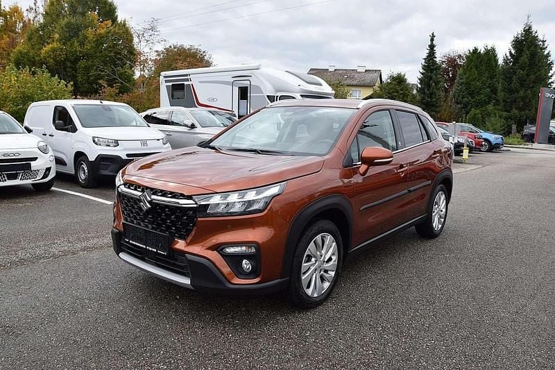 Braun Gebraucht 2023 Suzuki SX4 S-Cross SUV | € 20.490 (Fairer Preis) - Bild 1/4
