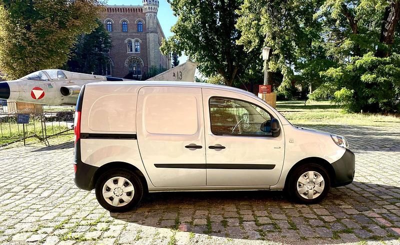 Gebraucht Renault Kangoo 44 kW (60 PS) 2018 Van / Kleinbus