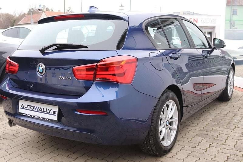 Gebraucht BMW 116 Advantage 116 PS (85 kW) 2019 Blau Kleinwagen