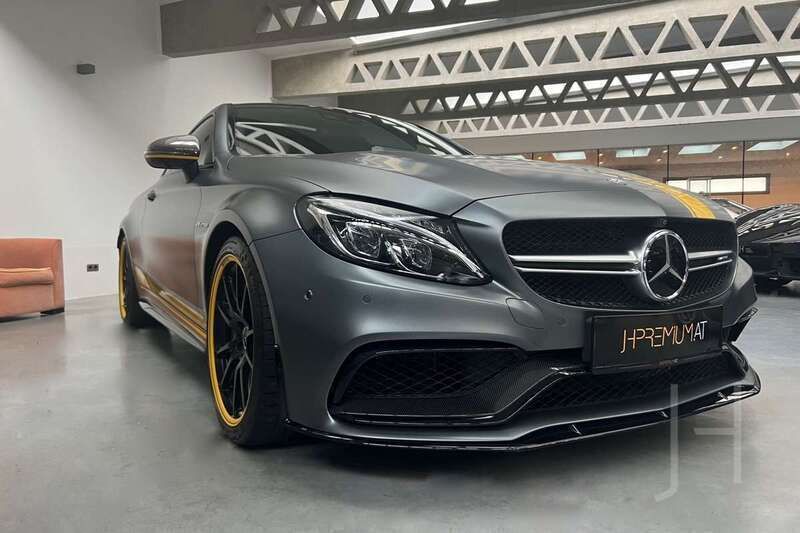Grau Gebraucht 2017 Mercedes C63 AMG AMG Coupé | € 93.600 - Bild 1/2