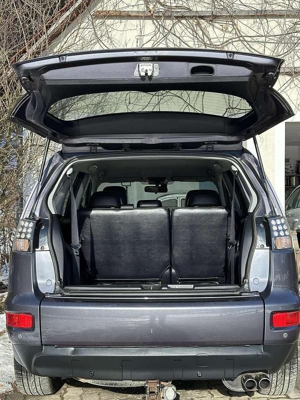 Gebraucht Mitsubishi Outlander Intense 177 PS (130 kW) 2011 Grau SUV