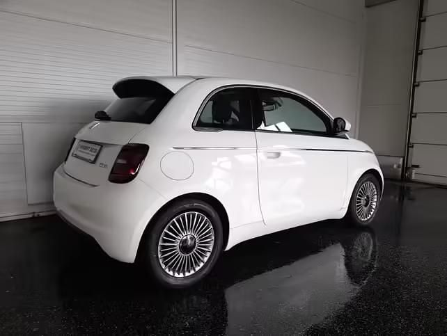 Gebraucht Fiat 500e 86 kW (118 PS) 2023 Weiß Kombi