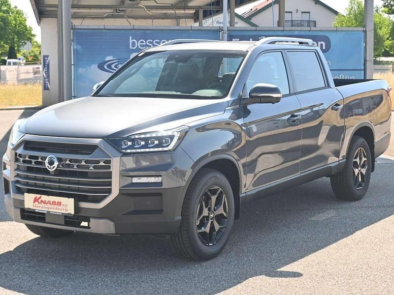 Grau Gebraucht 2025 Ssangyong (KGM) Musso SUV | € 49.892 (Teuer) - Bild 1/4