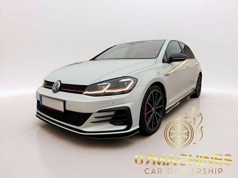 Weiß Gebraucht 2020 VW Golf VII GTI Limousine | € 28.900 (Etwas zu teuer) - Bild 1/4