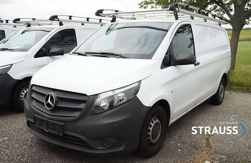Weiß Gebraucht 2021 Mercedes Vito Van | € 19.900 (Guter Preis) - Bild 1/3