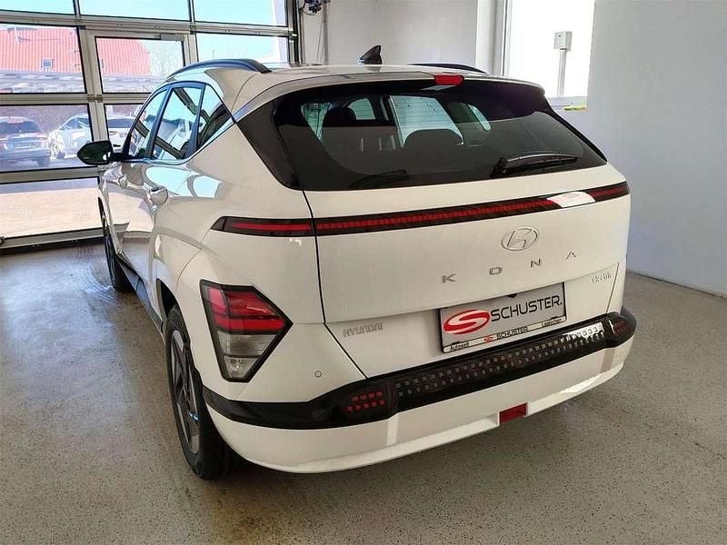 Neu Hyundai Kona 99 kW (135 PS) 2025 Weiß SUV