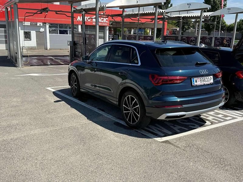 Gebraucht Audi Q3 Sport 150 PS (110 kW) 2019 Blau SUV