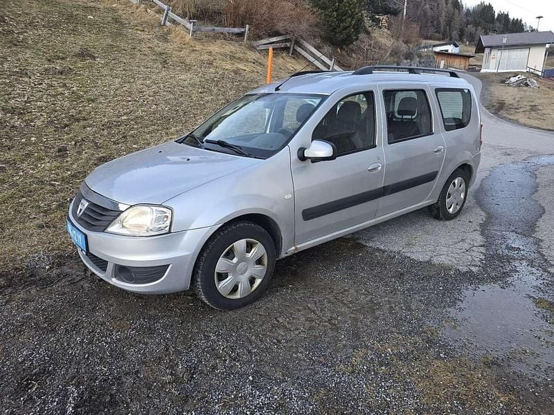 Gebraucht Dacia Logan MCV 87 PS (63 kW) 2011 Kombi