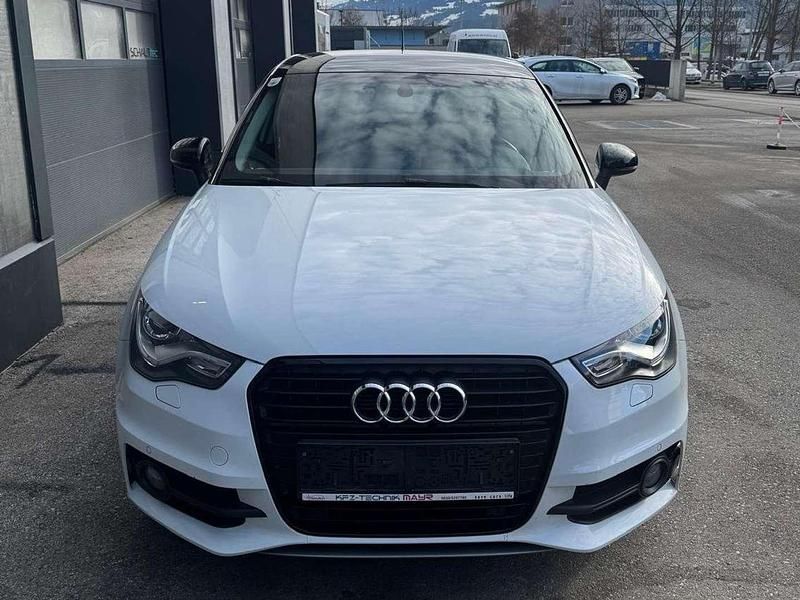 Gebraucht Audi A1 Admired 86 PS (63 kW) 2015 Weiß Kleinwagen