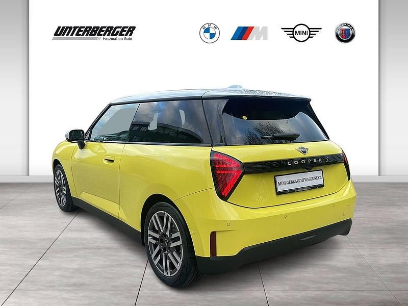 Gebraucht Mini Cooper SE Classic 159 kW (217 PS) 2024 Gelb Kleinwagen