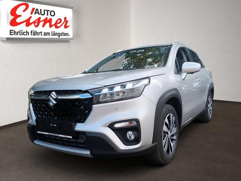 Silber metallic Neu 2025 Suzuki SX4 S-Cross SUV | € 30.990 (Teuer) - Bild 1/4