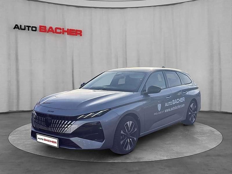 Neu Peugeot 308 SW Allure 136 PS (100 kW) 2025 Silber Kombi